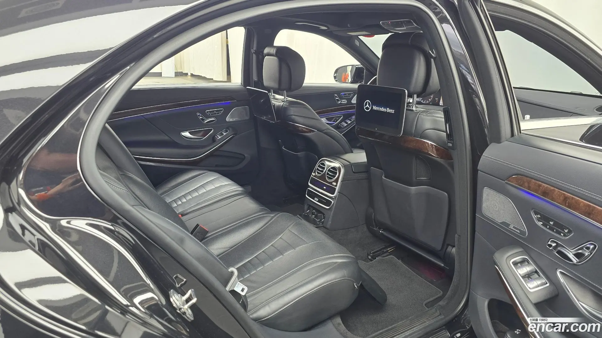 Mercedes-Benz S-Class S560L 4MATIC