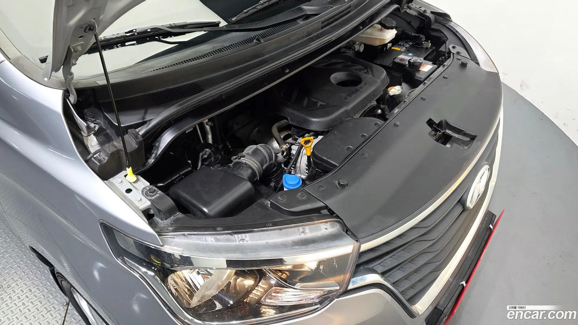 Hyundai Starex Wagon 12-Seater