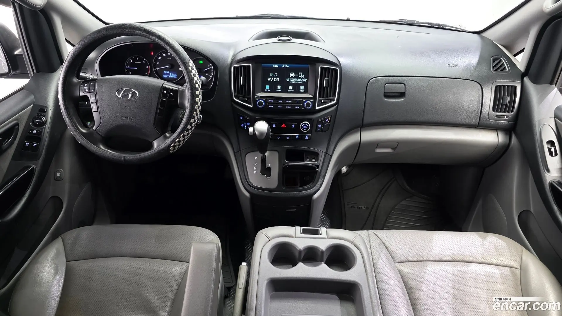 Hyundai Starex Wagon 12-Seater
