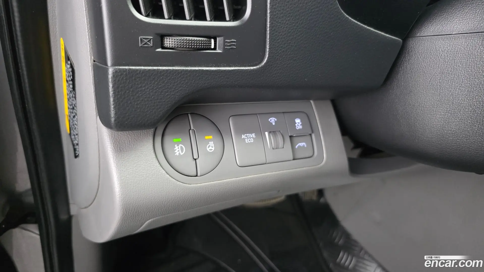 Hyundai Starex Wagon 12-Seater