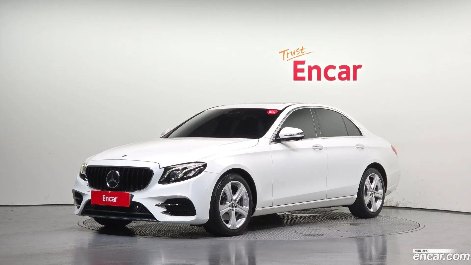 Mercedes-Benz E-Class E220d Avantgarde