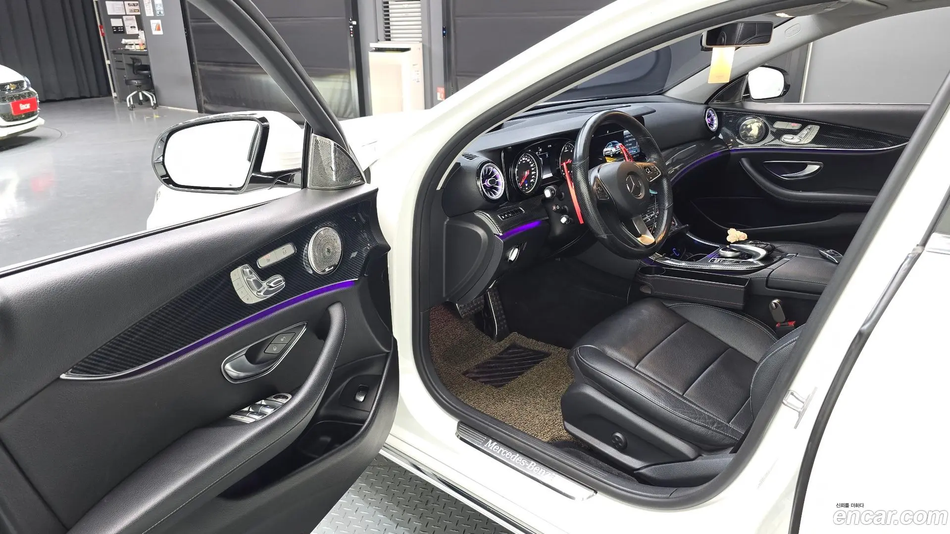 Mercedes-Benz E-Class E220d Avantgarde