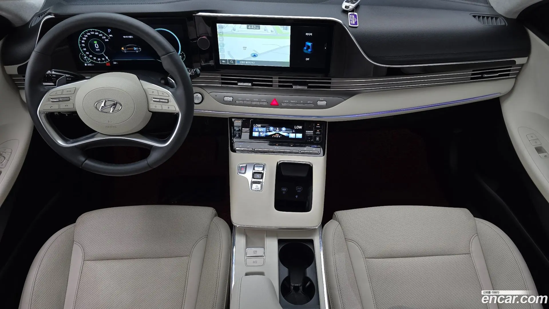 Hyundai Grandeur Le Blanc