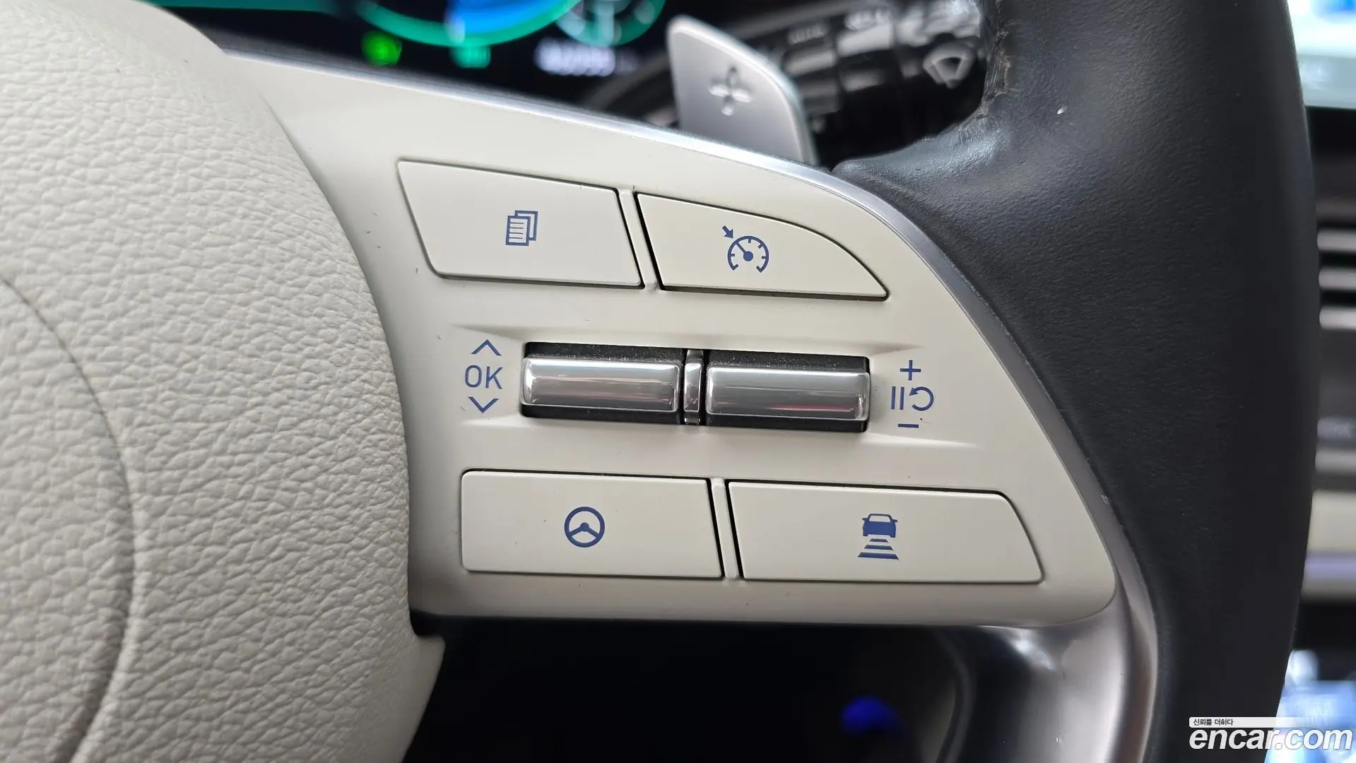 Hyundai Grandeur Le Blanc