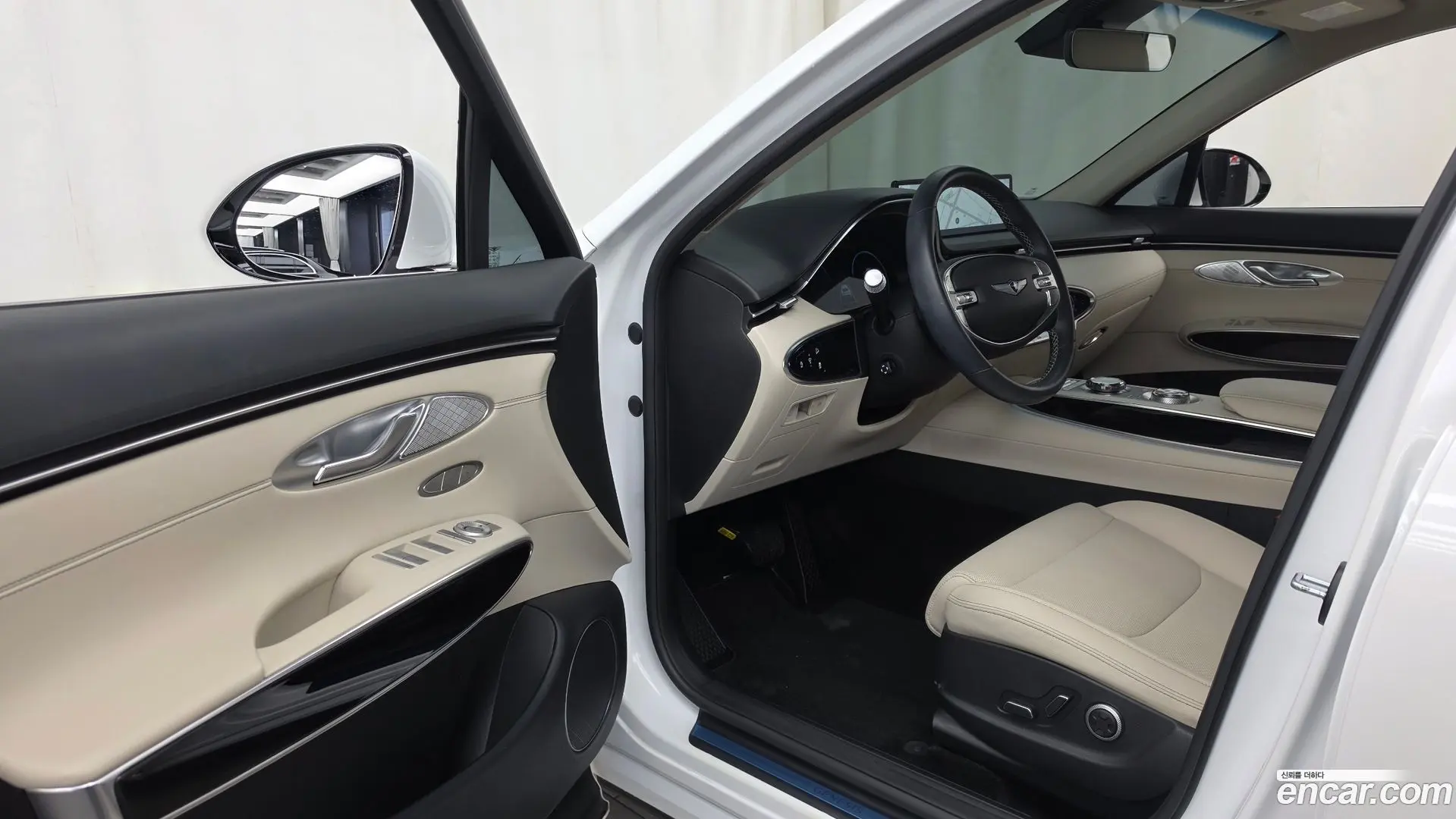 Genesis GV70 2.5T Gasoline AWD