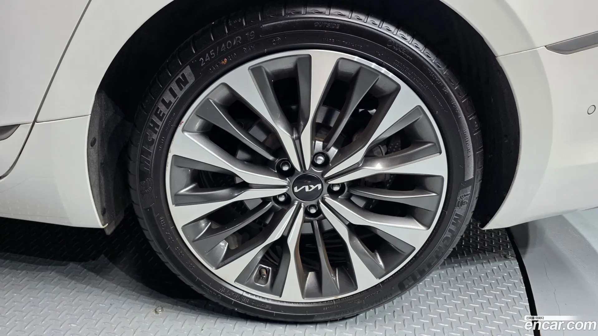 Kia K8 2.5 Gasoline 2WD 2021