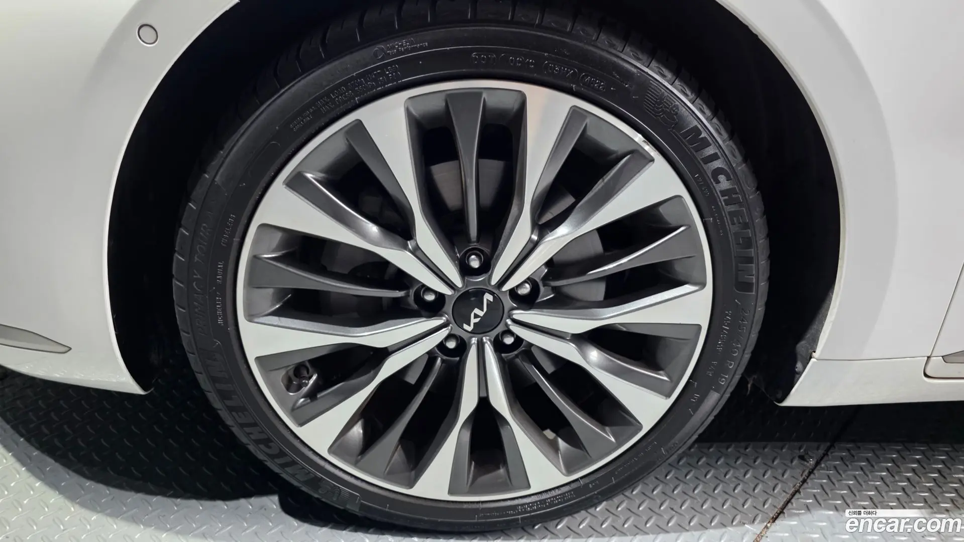 Kia K8 2.5 Gasoline 2WD 2021