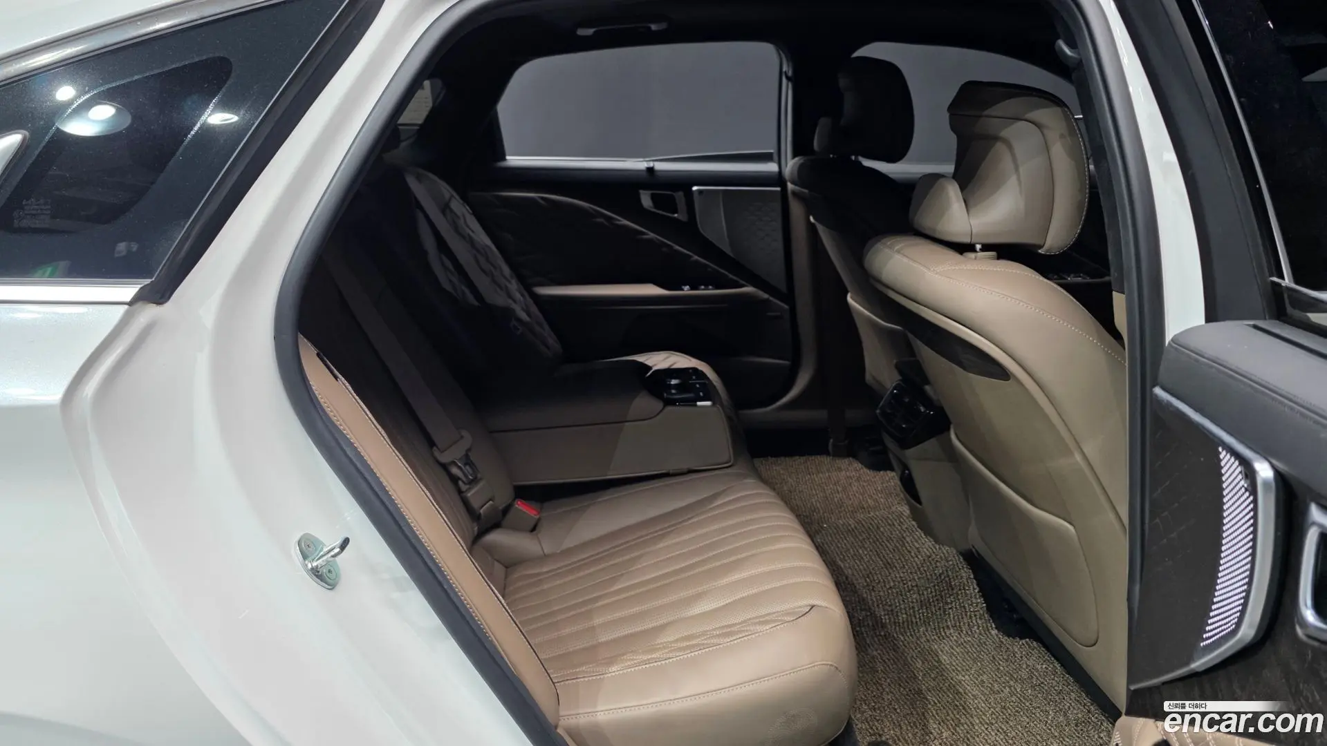 Kia K8 2.5 Gasoline 2WD 2021