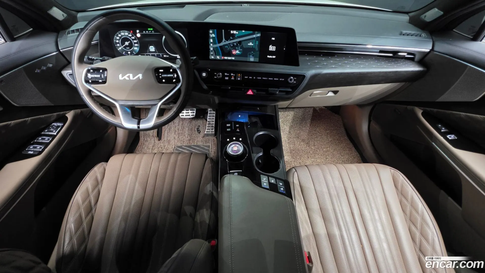 Kia K8 2.5 Gasoline 2WD 2021