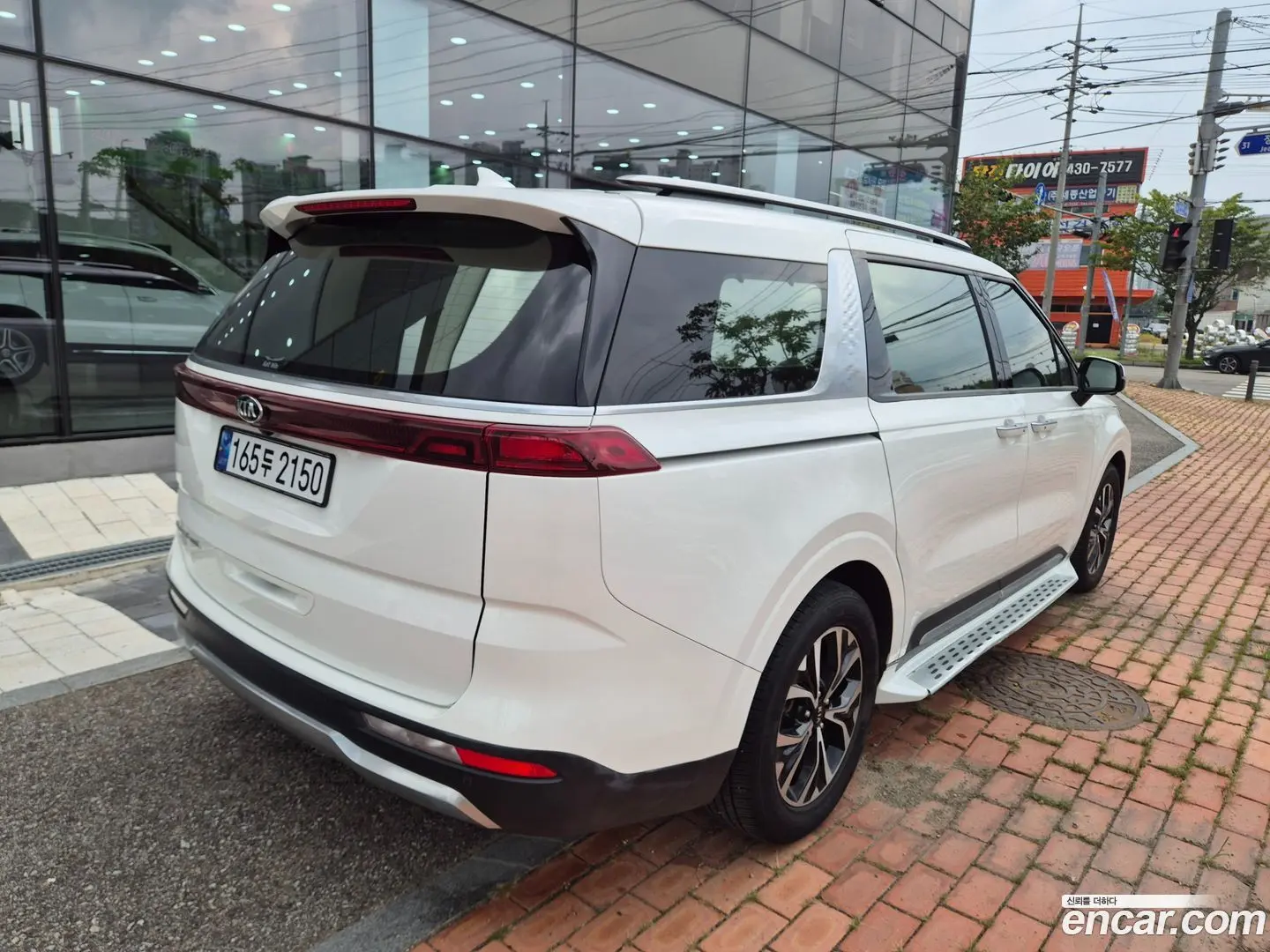 Kia Canival Diesel 9-Seater Noblesse