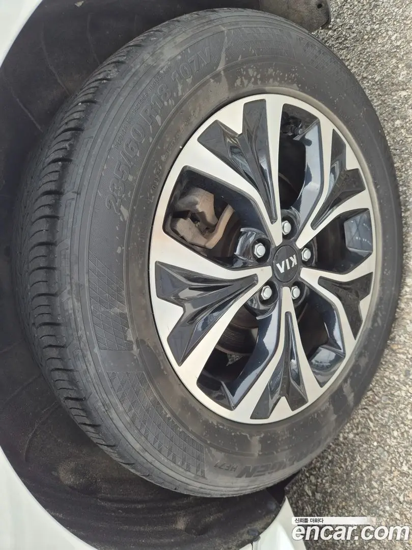 Kia Canival Diesel 9-Seater Noblesse