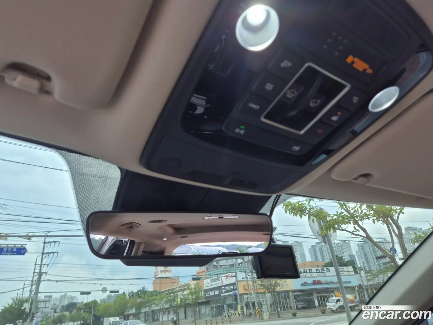 Kia Canival Diesel 9-Seater Noblesse