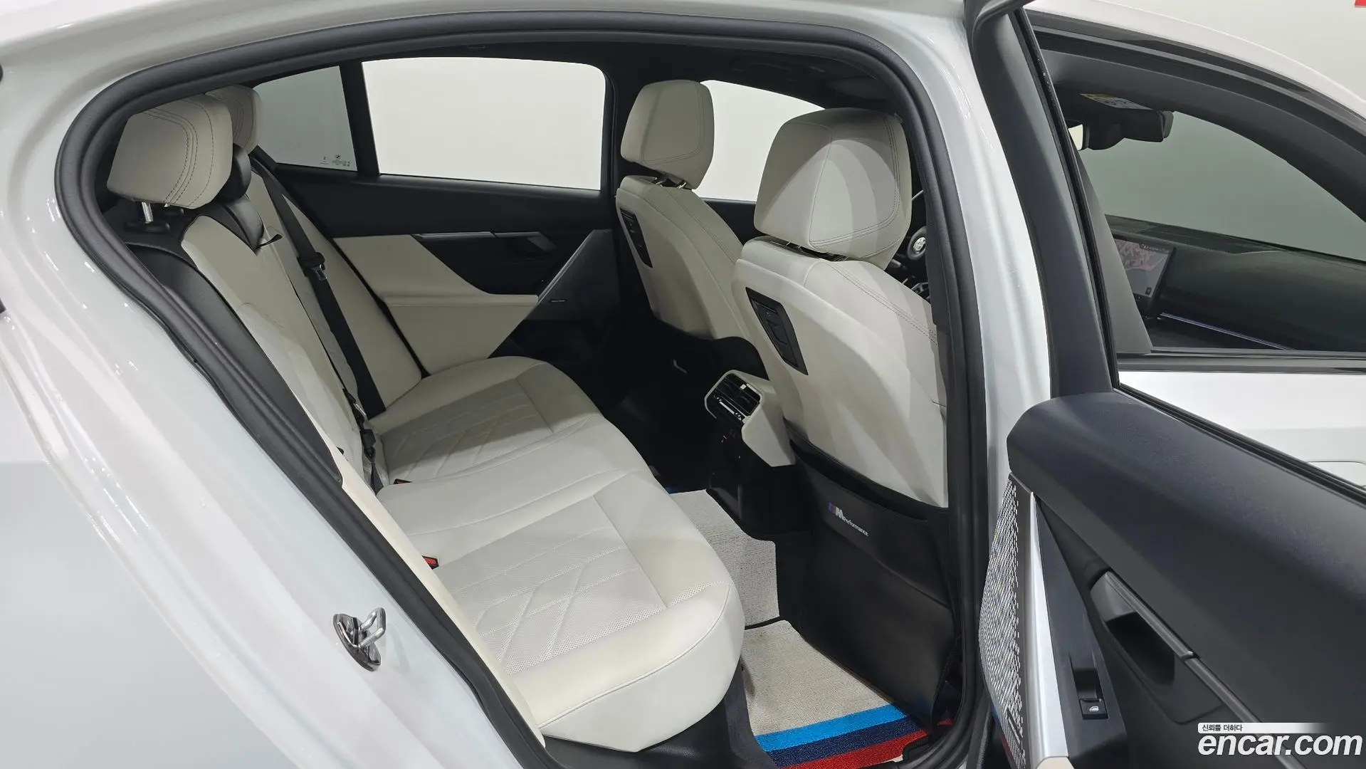 BMW 5-Series 520i M Sport 2023