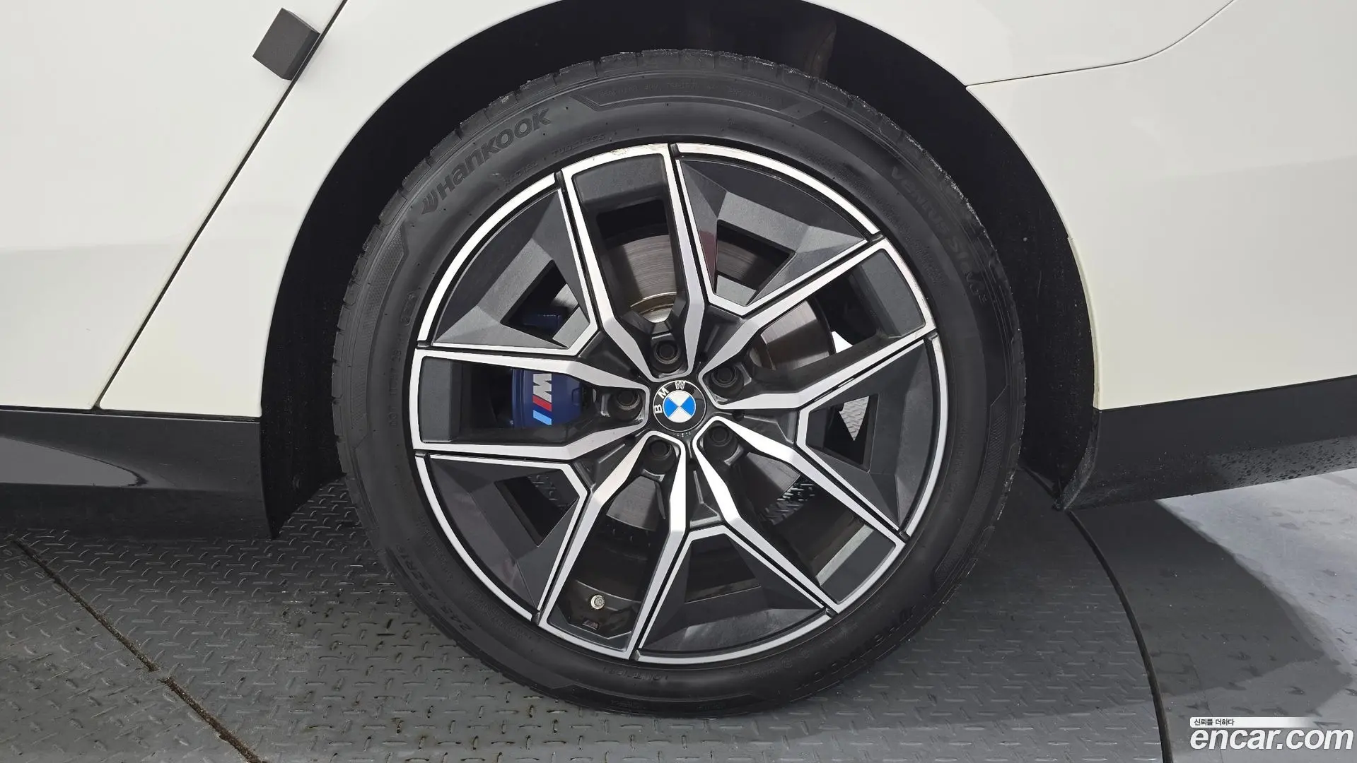 BMW 5-Series 520i M Sport 2023