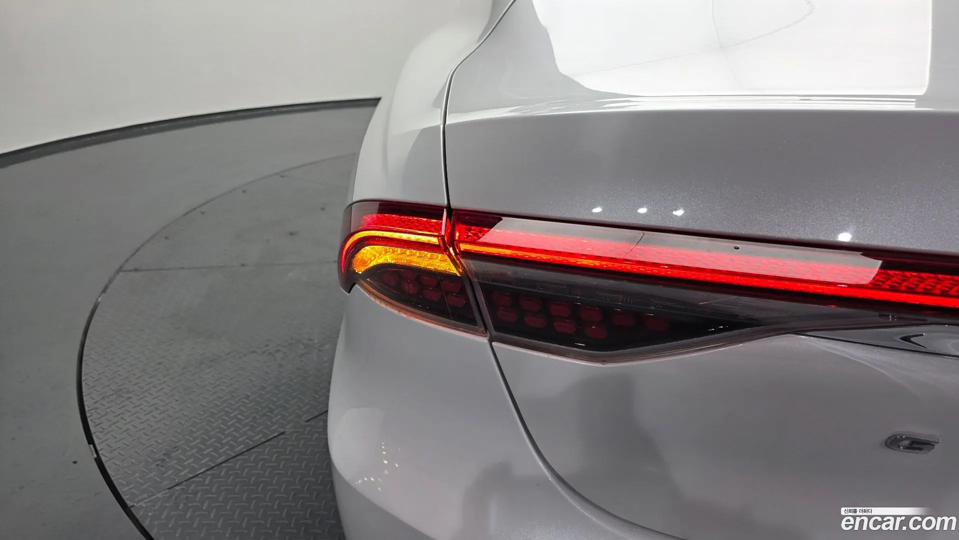 Hyundai Grandeur 3.0 LPi Rent Car