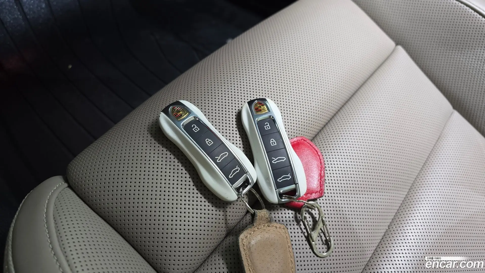 Porsche Taycan 4S