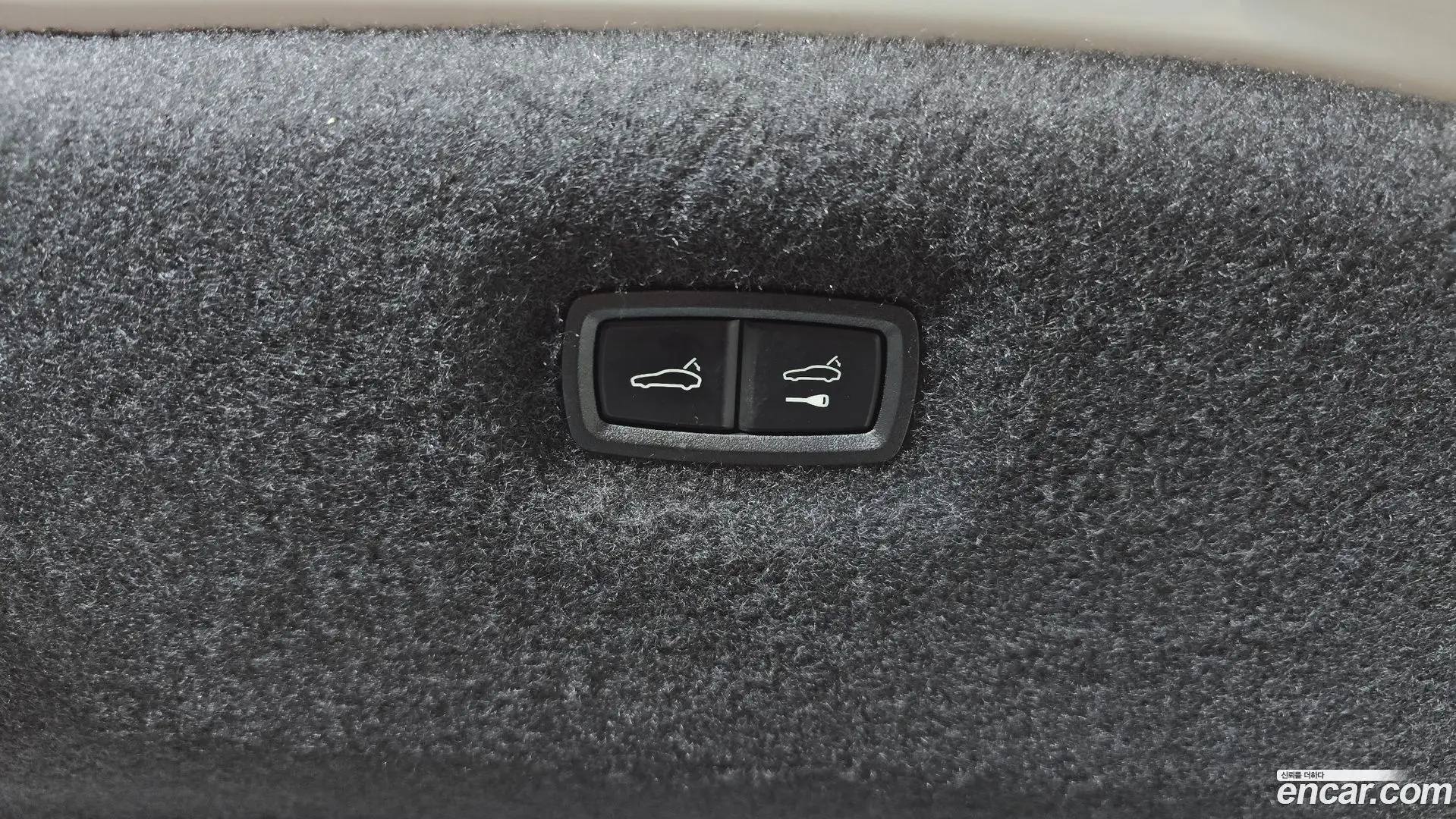 Porsche Taycan 4S