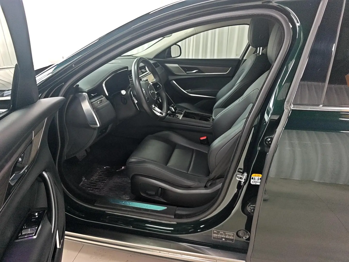 Jaguar XFL 2021 2.0T P200 2WD Elite Luxury