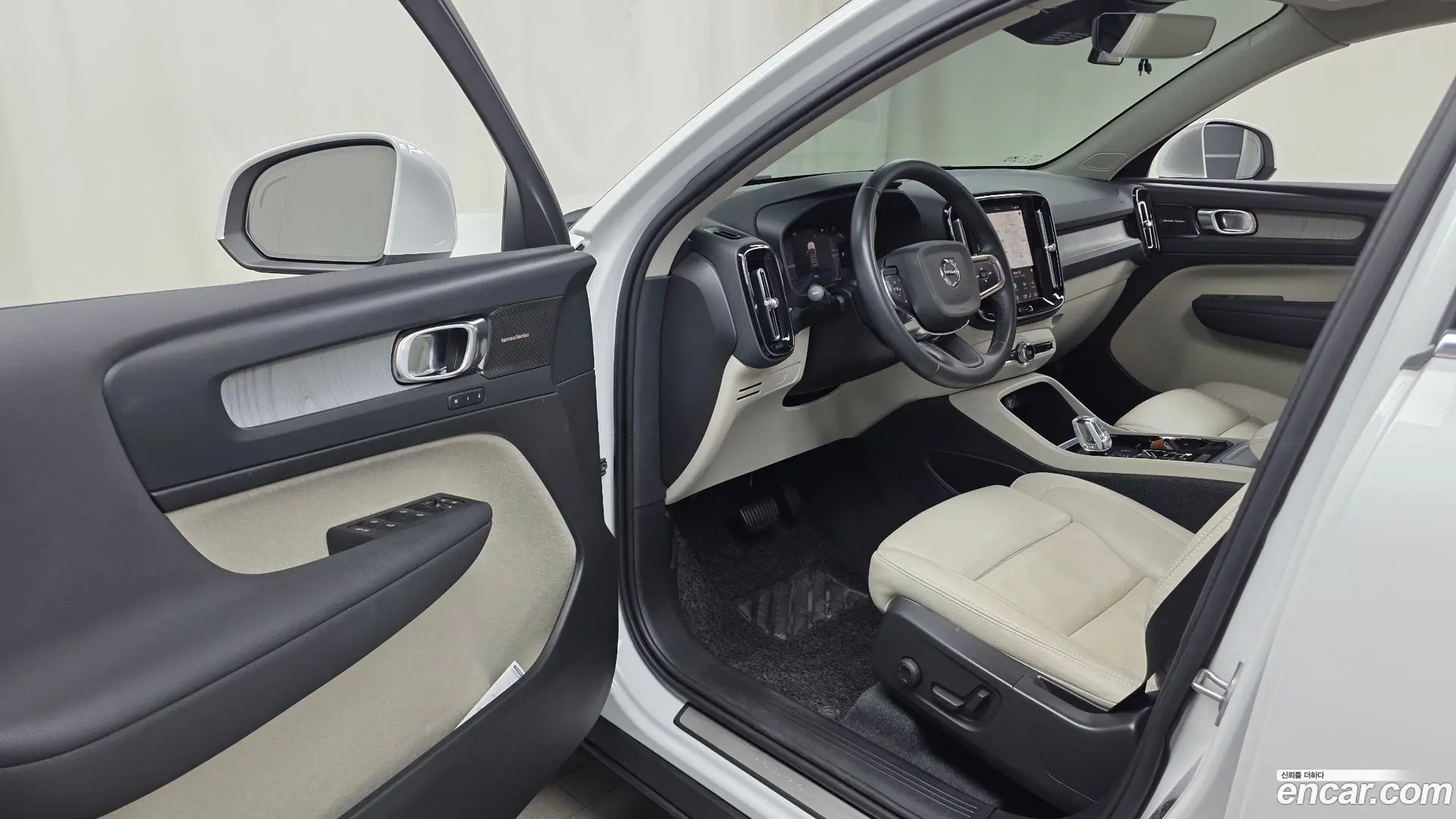 Volvo XC40 B4 Ultimate Bright