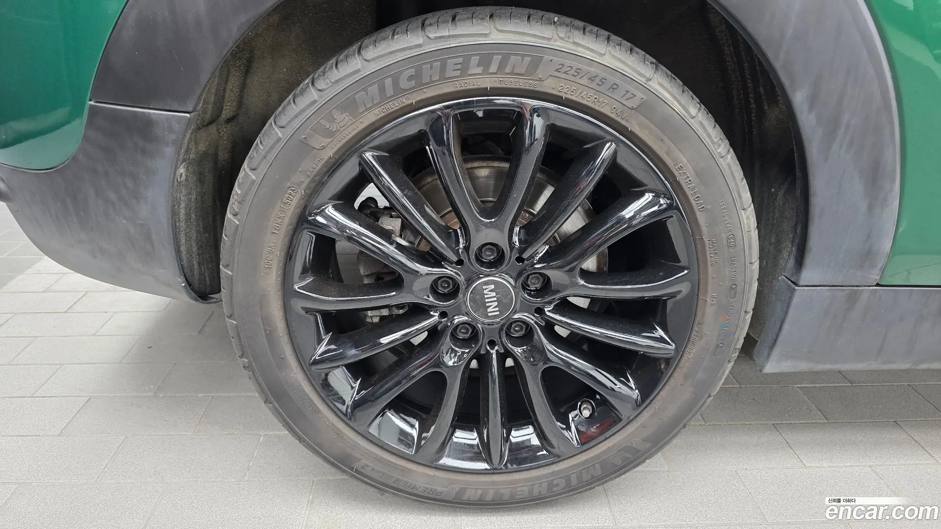 Mini Clubman High