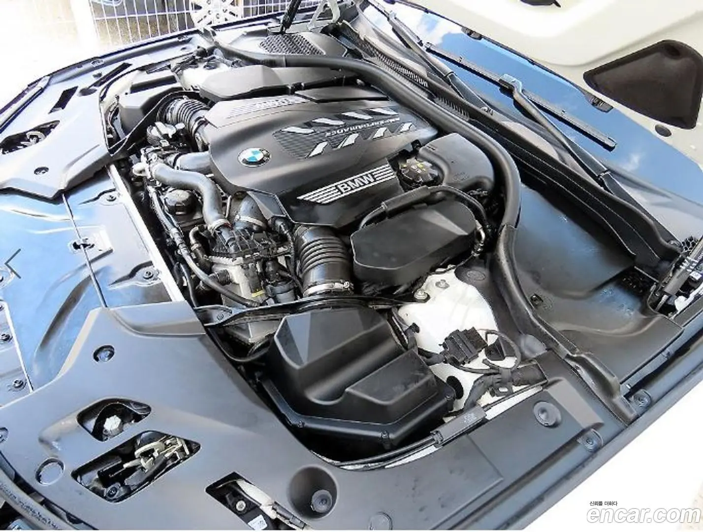 BMW 5-Series M550i xDrive 2020
