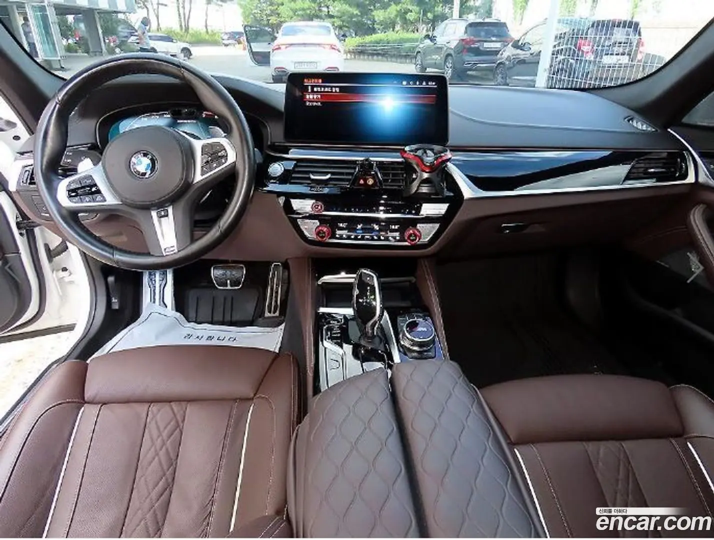 BMW 5-Series M550i xDrive 2020