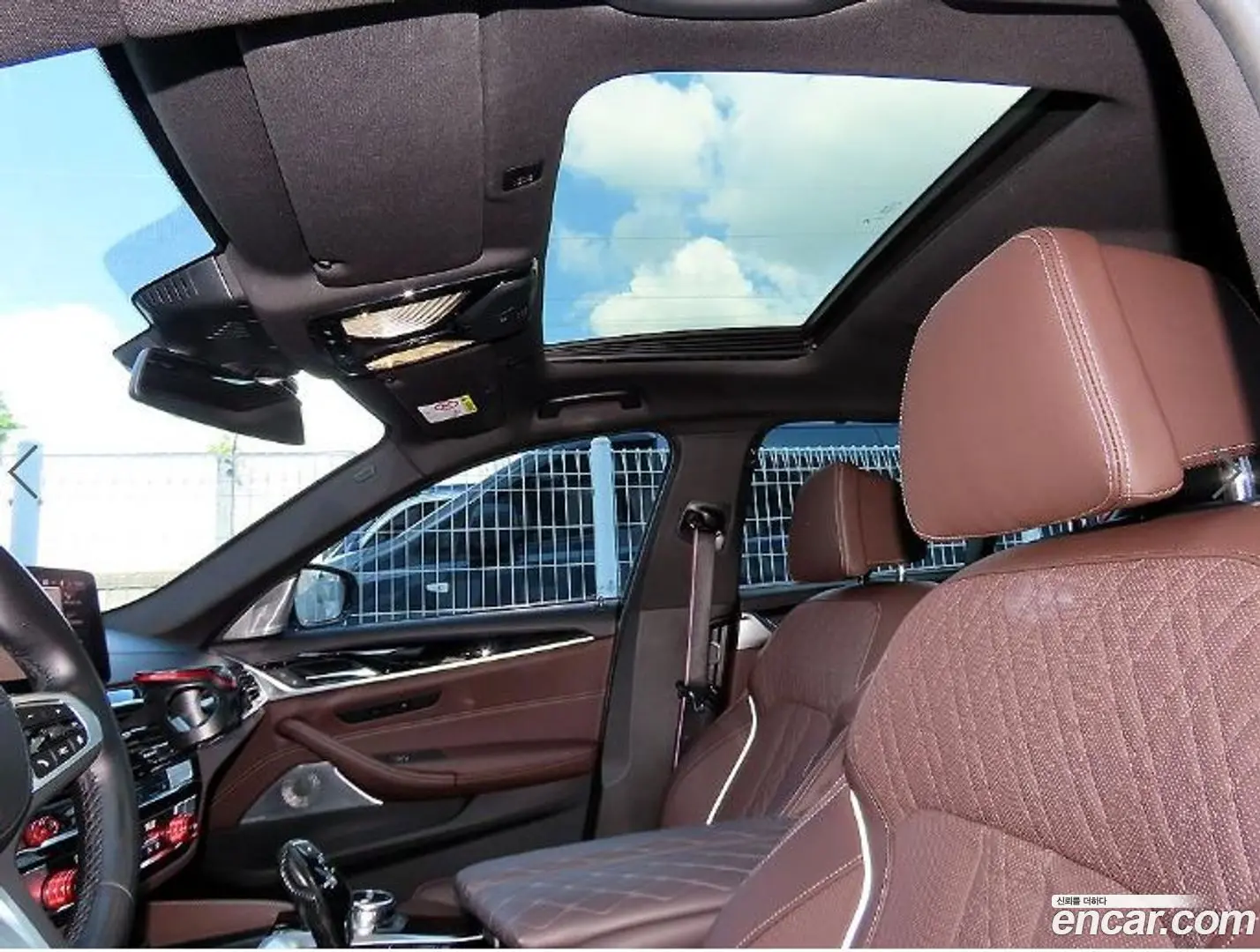 BMW 5-Series M550i xDrive 2020
