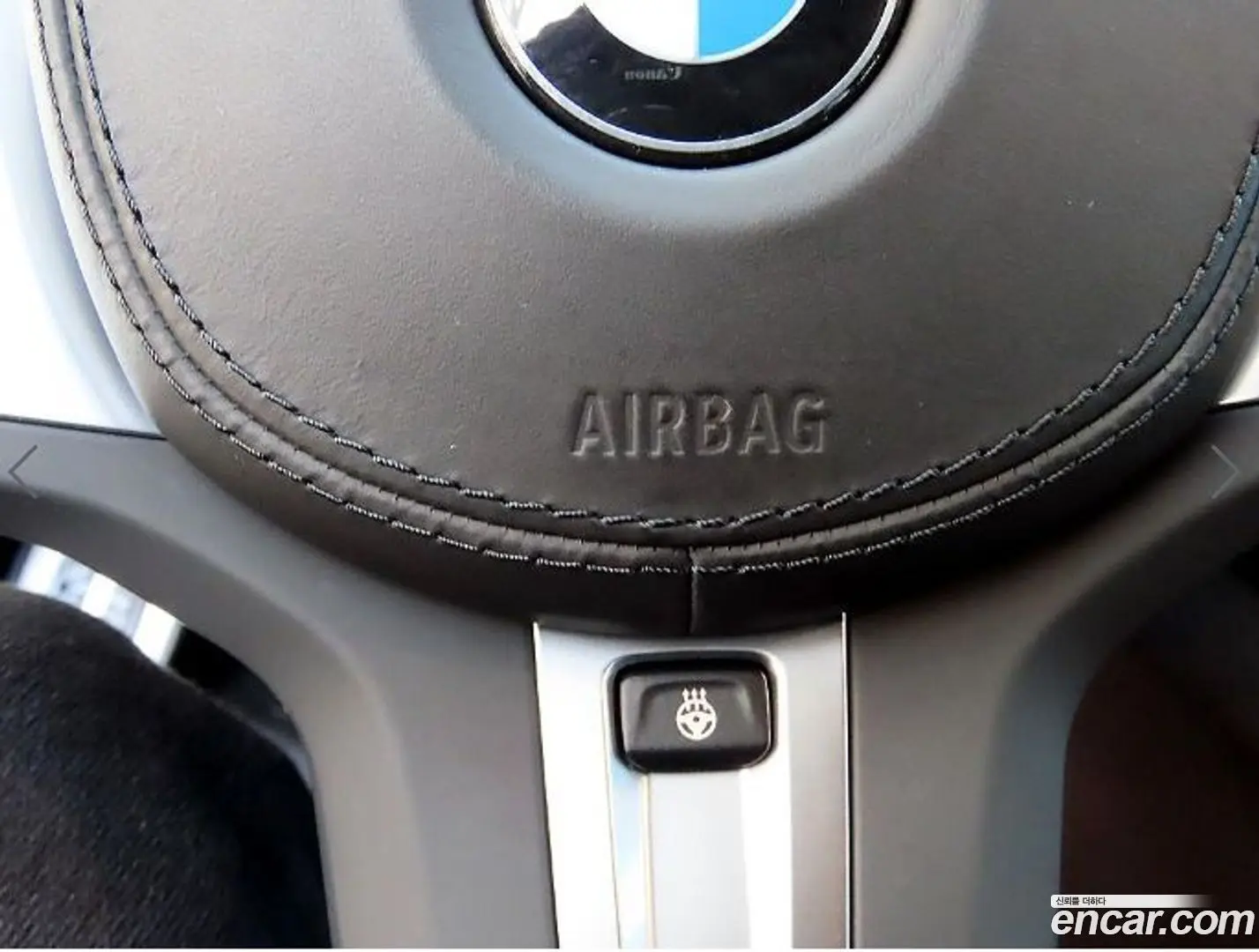 BMW 5-Series M550i xDrive 2020