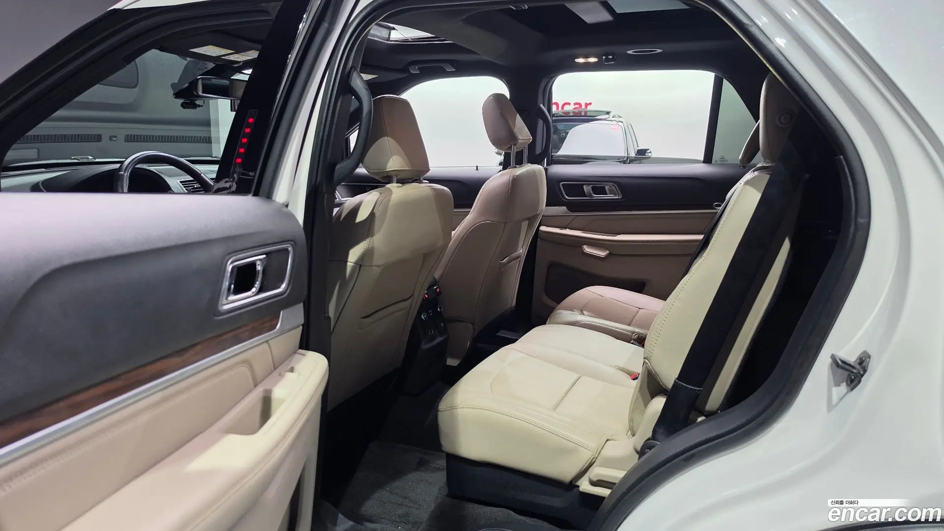 Ford Explorer 2.3 Limited 4WD