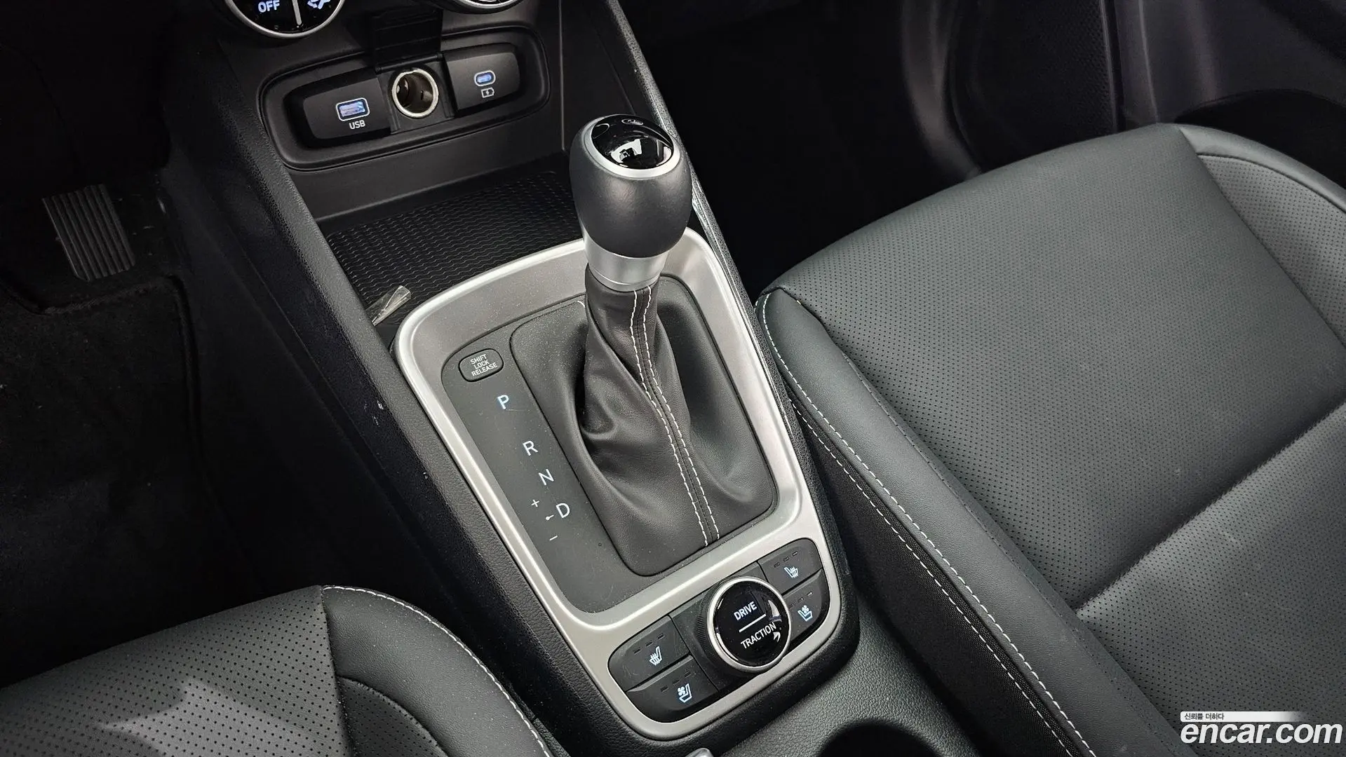Hyundai Venue 1,6 Premium 2022