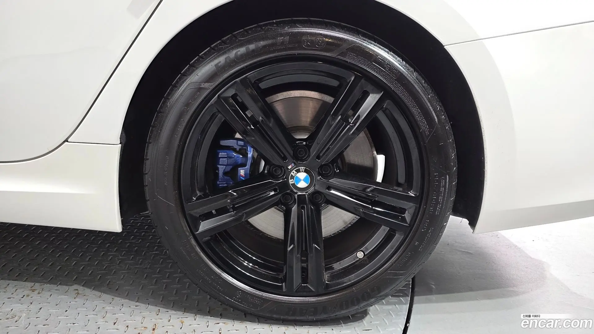 BMW 3-Series 320i M Sport 2023
