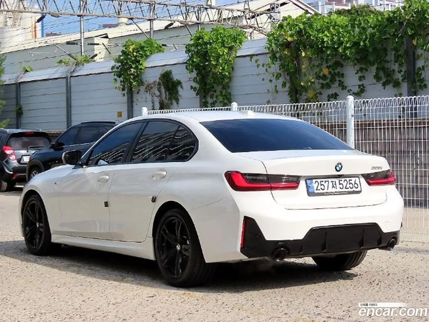BMW 3-Series 320i M Sport 2023