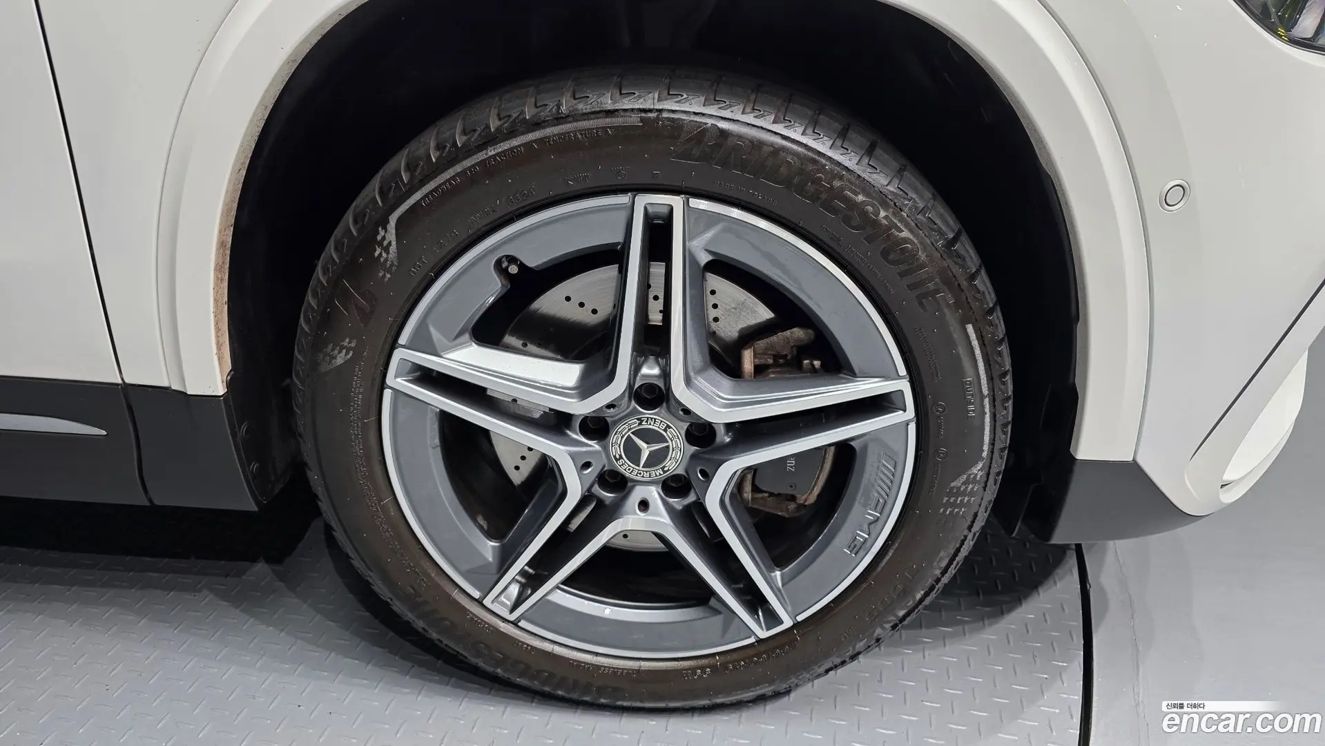 Mercedes-Benz GLA-Class GLA250 4MATIC 2023