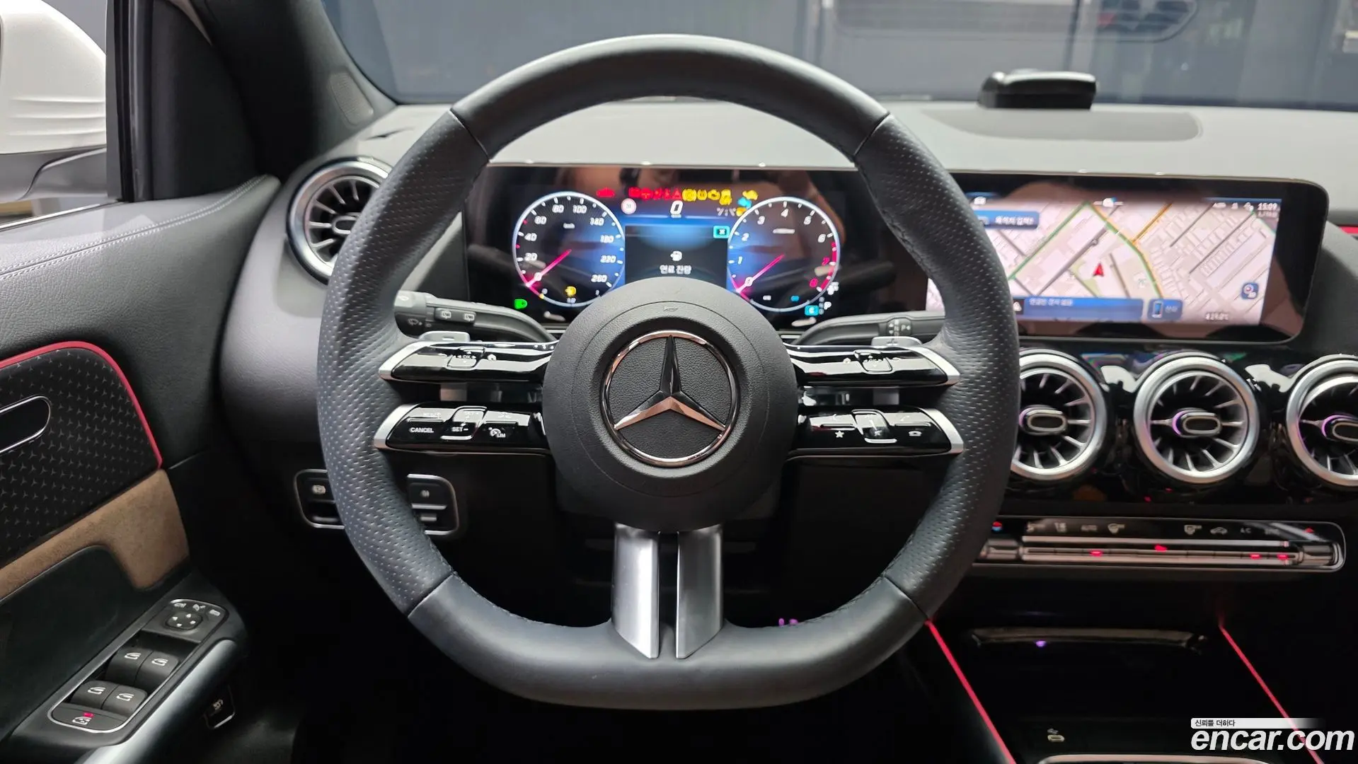 Mercedes-Benz GLA-Class GLA250 4MATIC 2023