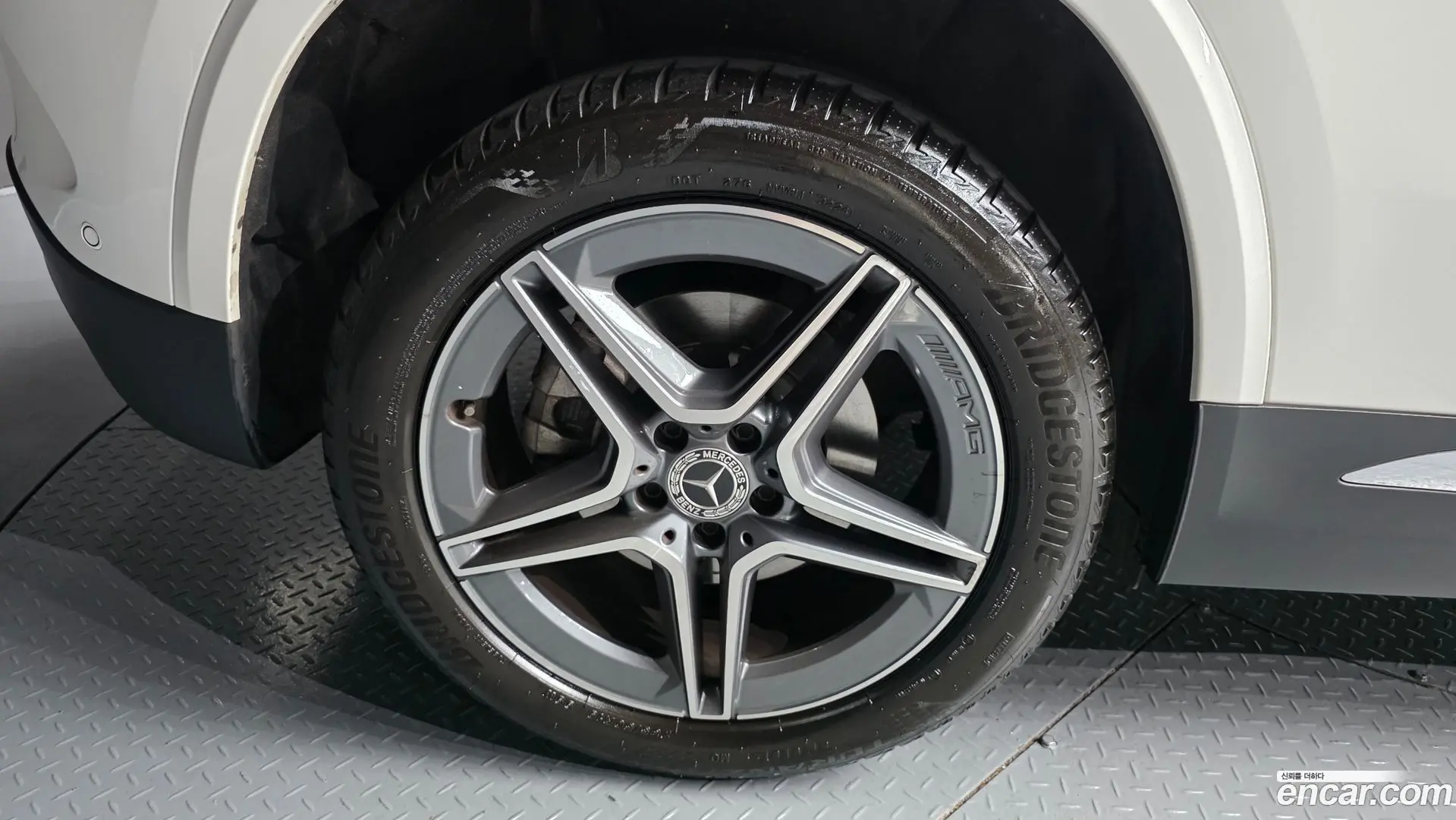 Mercedes-Benz GLA-Class GLA250 4MATIC 2023