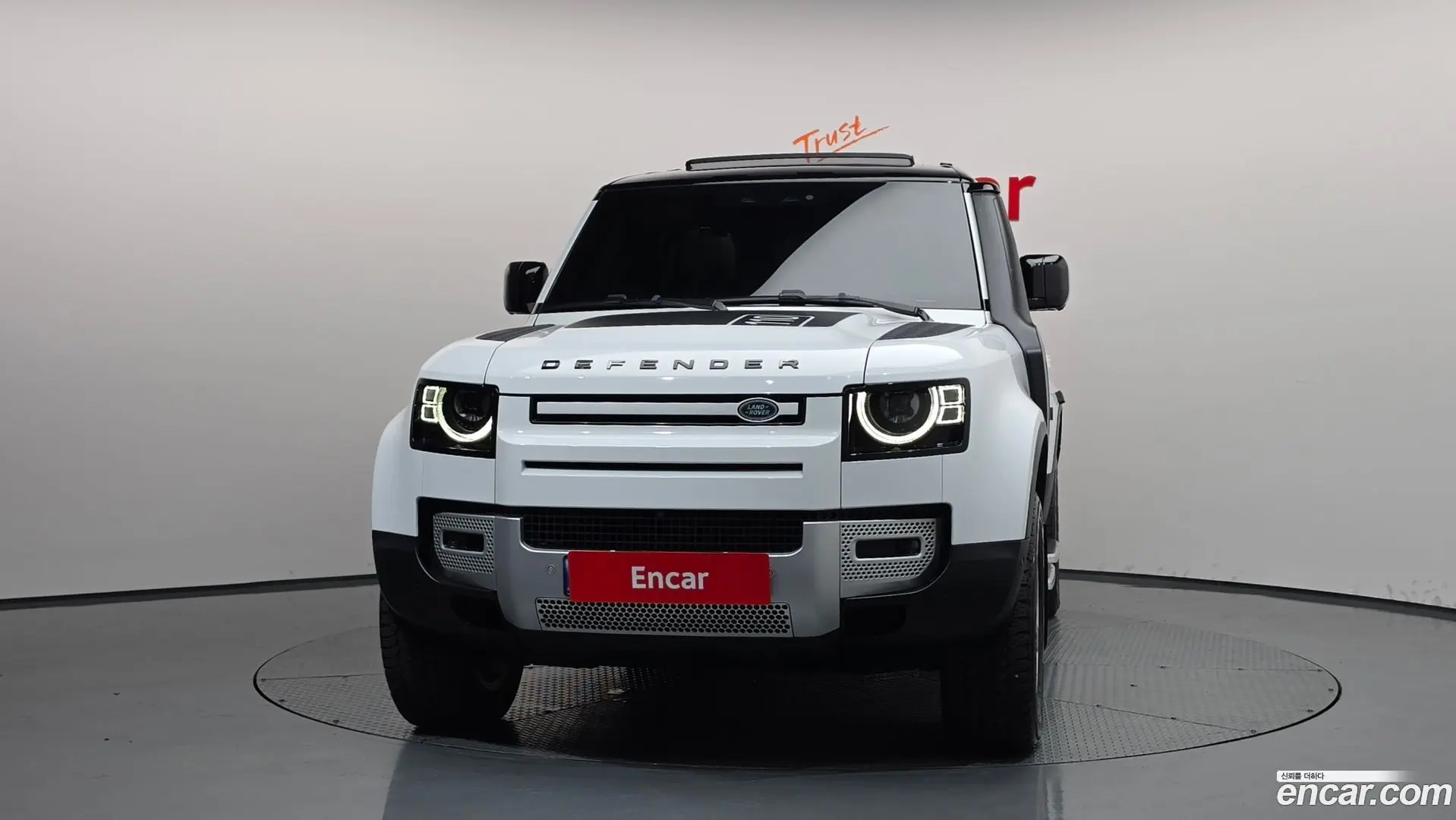 Land Rover Defender 110 D240 SE
