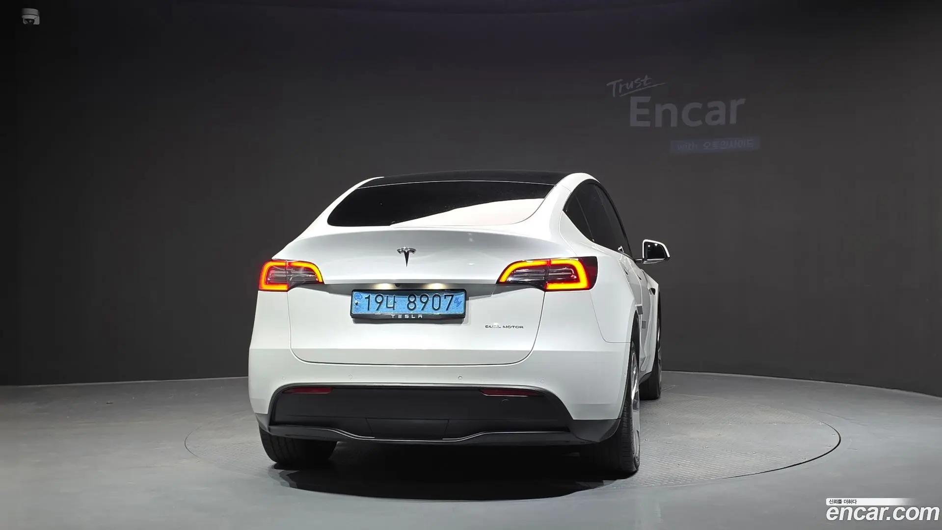 Tesla Model Y Long Range AWD