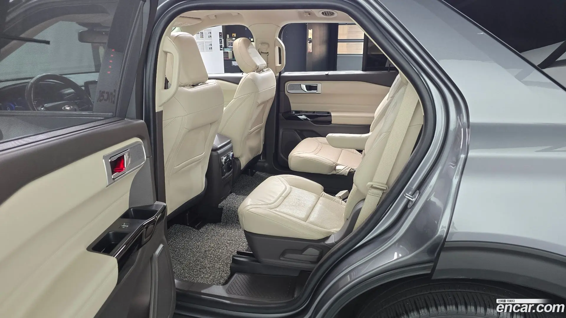 Ford Explorer 3.0 Platinum 4WD