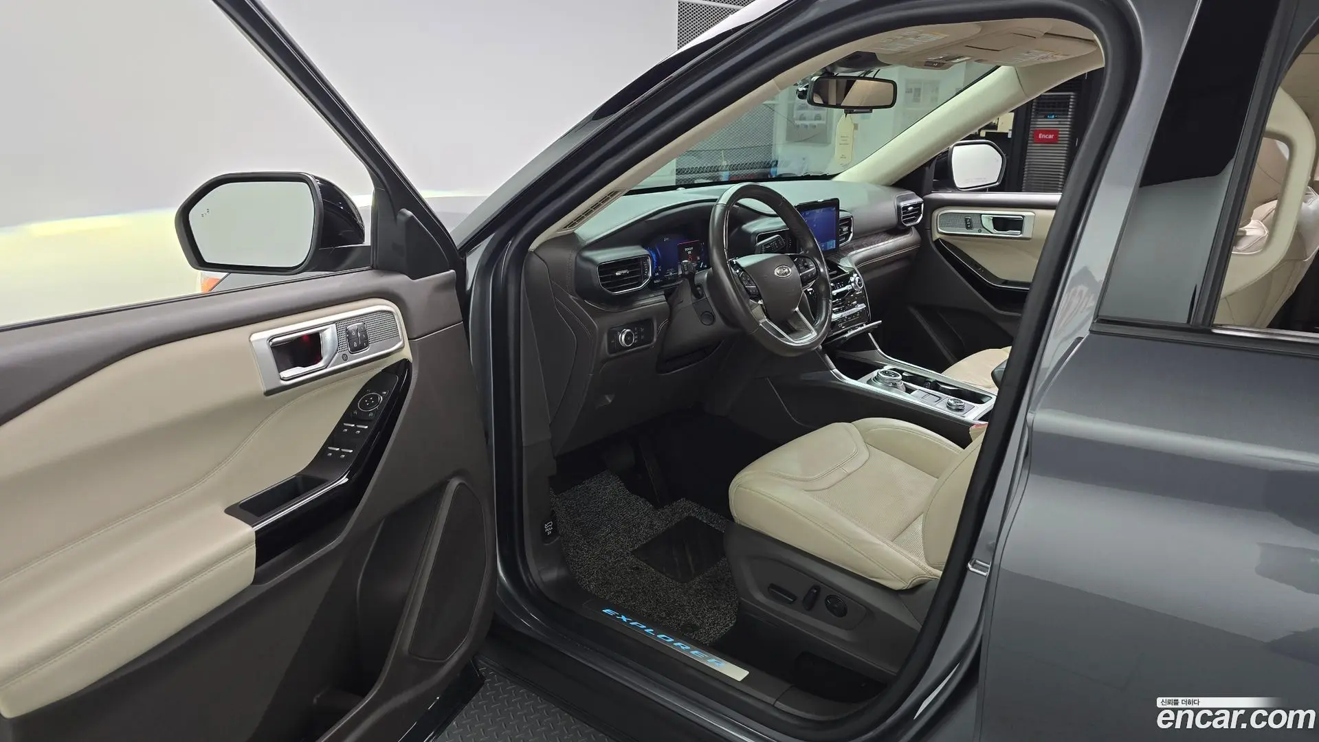 Ford Explorer 3.0 Platinum 4WD