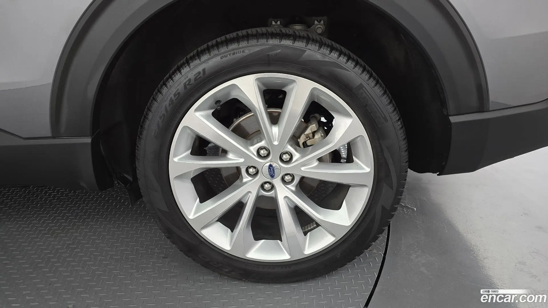 Ford Explorer 3.0 Platinum 4WD