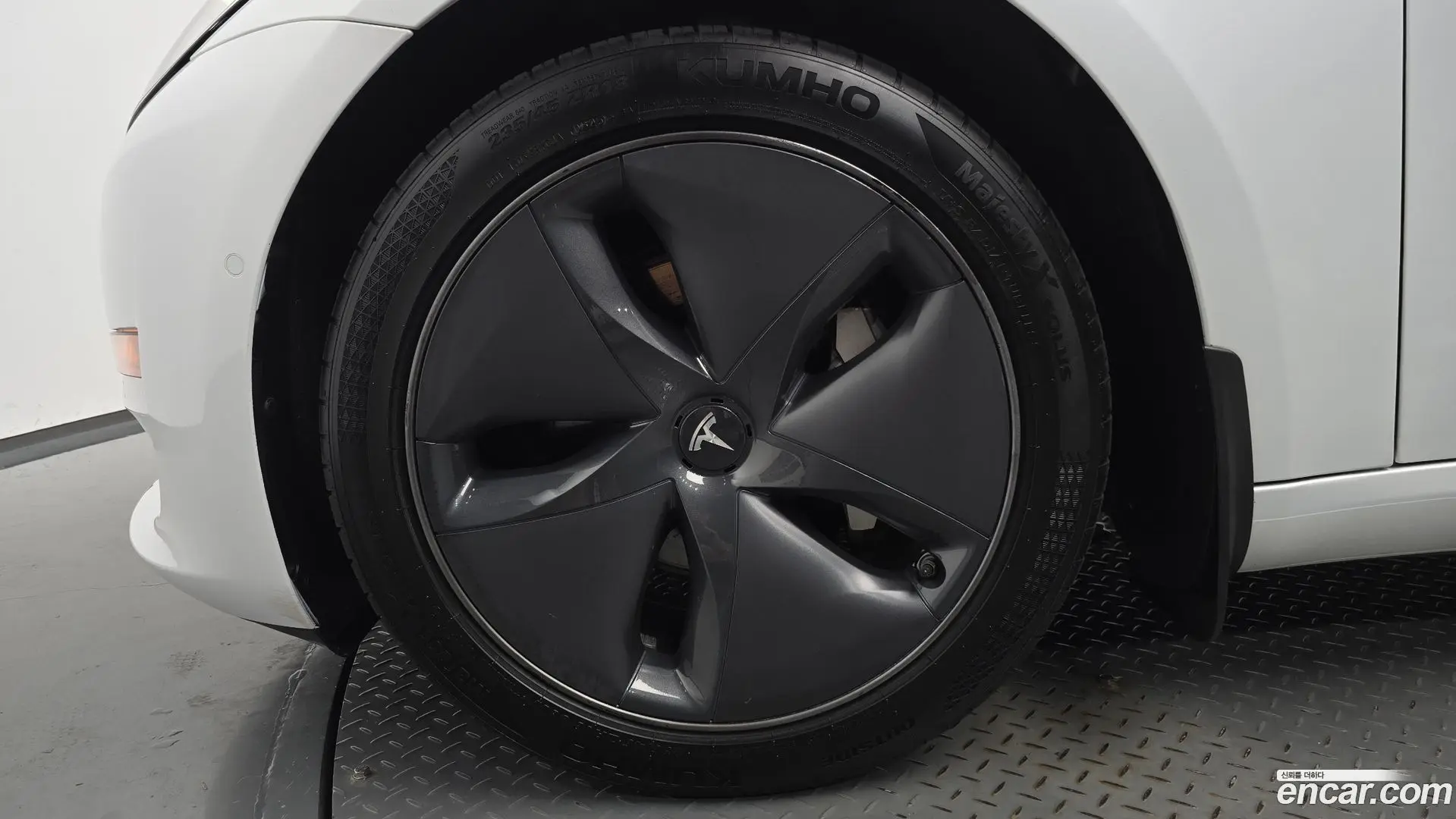 Tesla Model 3 Standard Range Plue RWD
