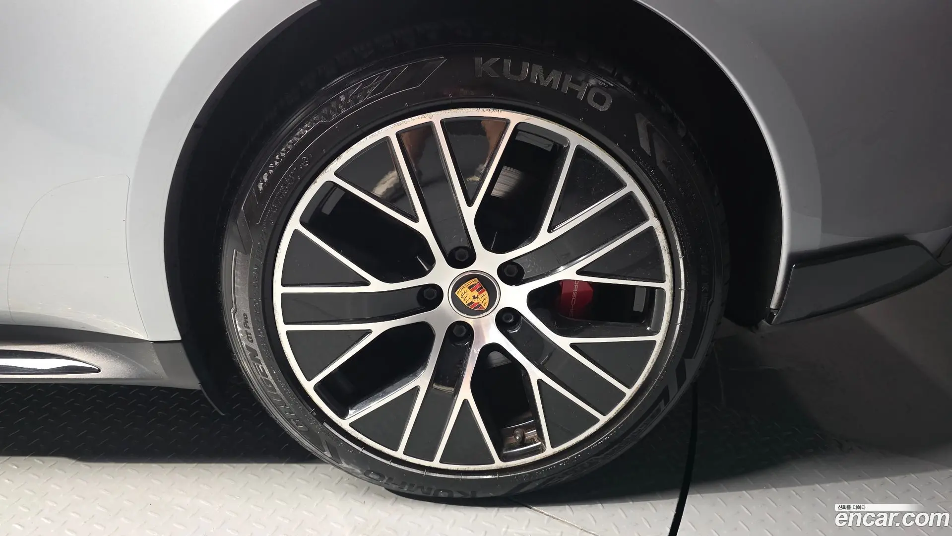 Porsche Taycan 4S