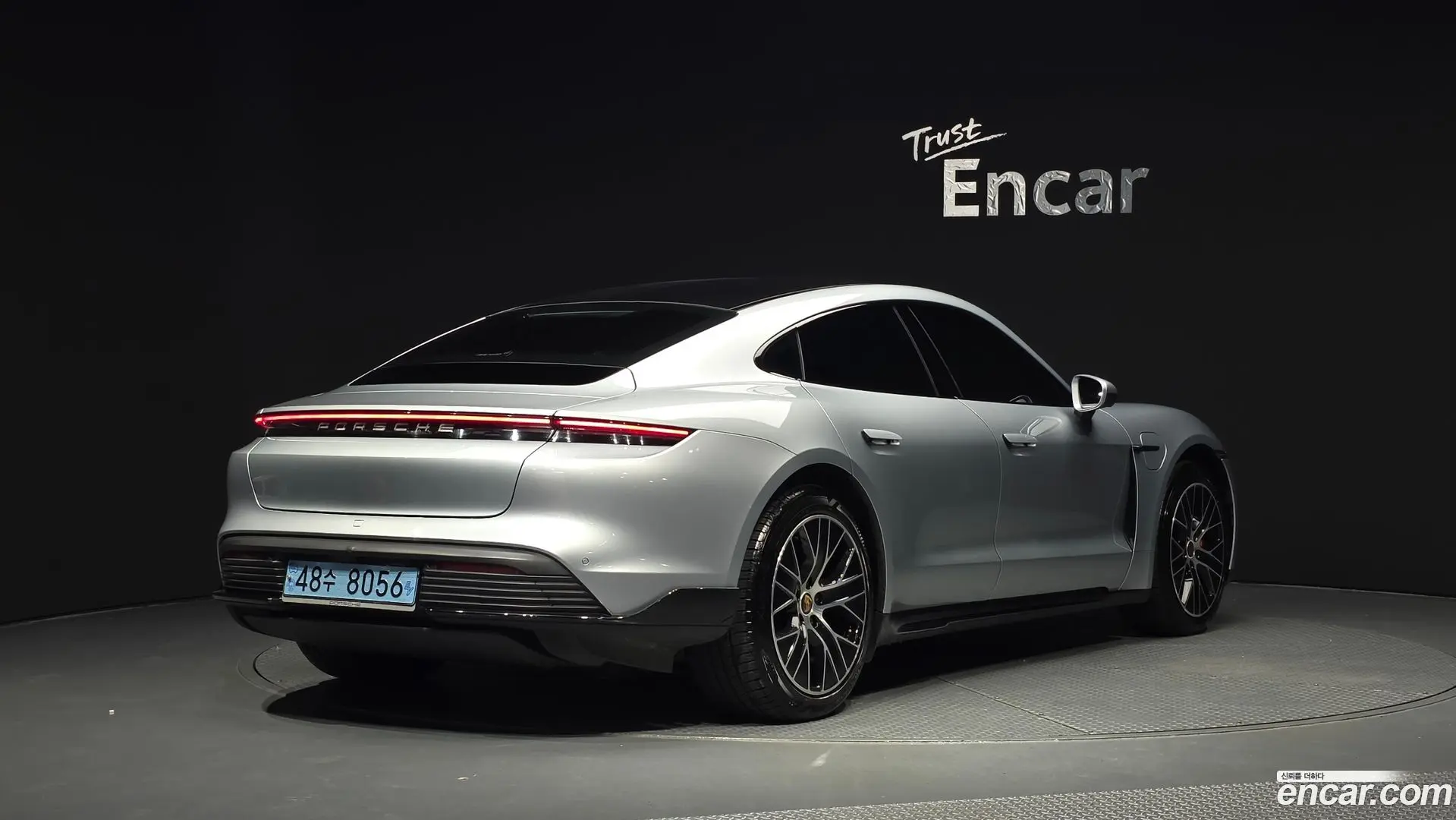 Porsche Taycan 4S