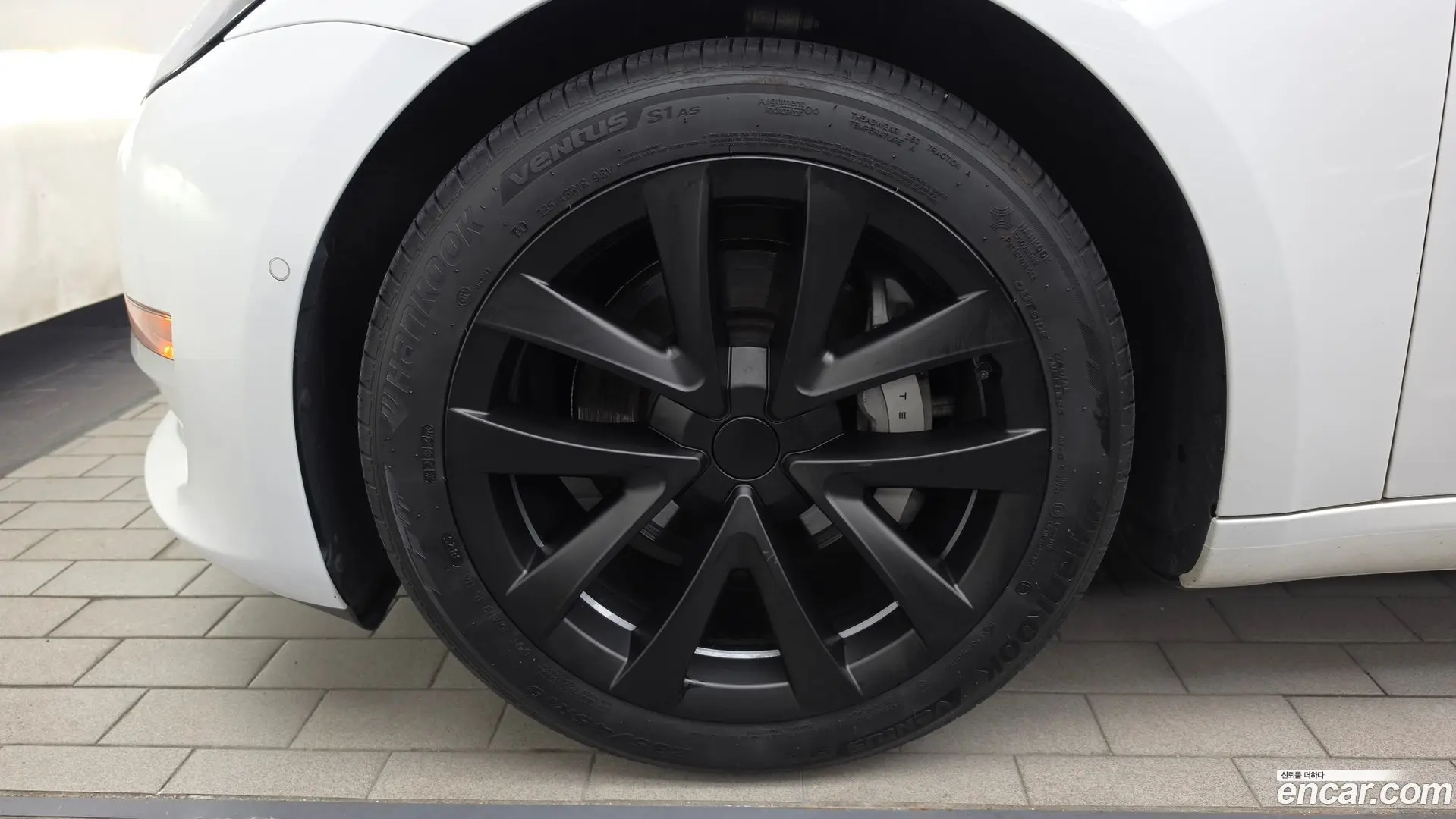 Tesla Model 3 Long Range AWD 2019