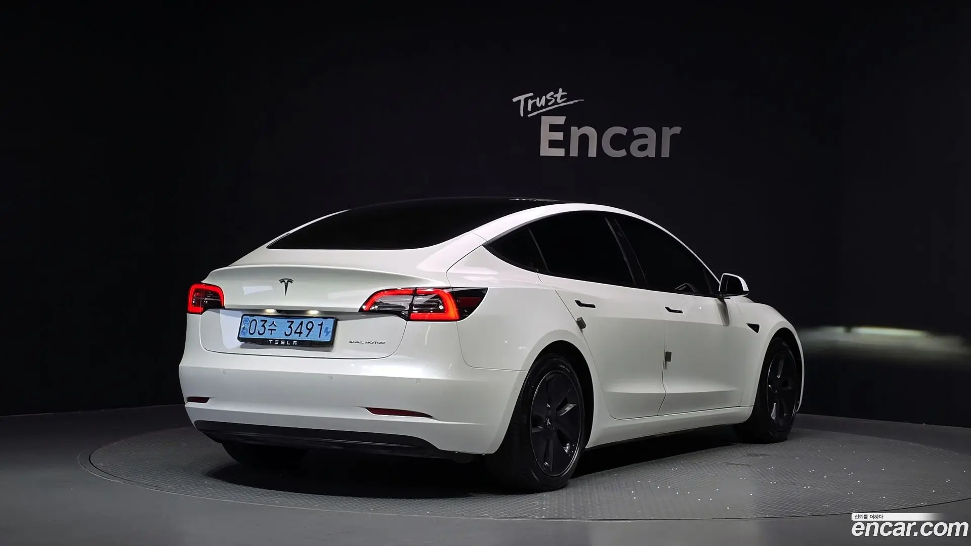 Tesla Model 3 Long Range AWD 2019