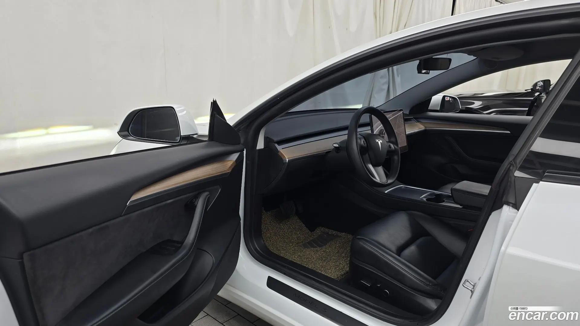 Tesla Model 3 Long Range AWD 2019