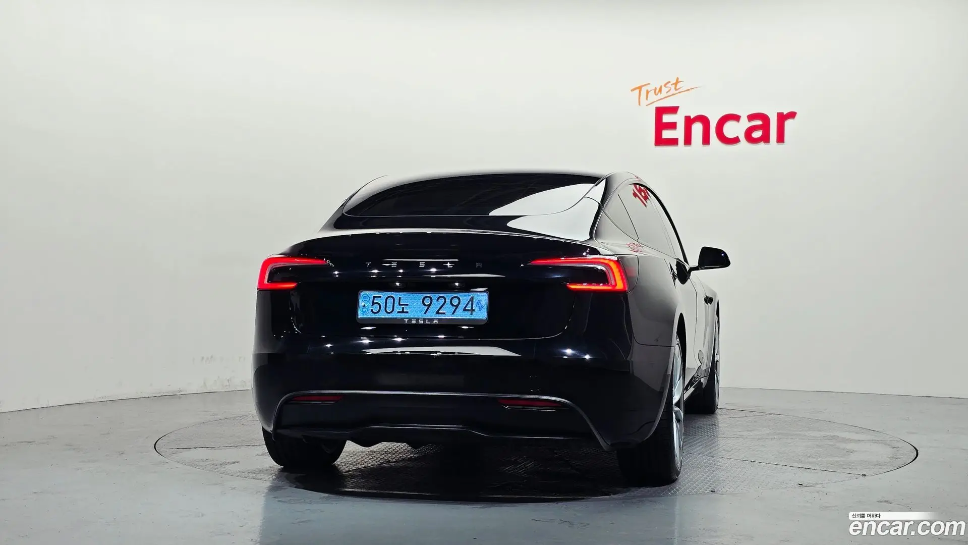 Tesla Model 3 RWD