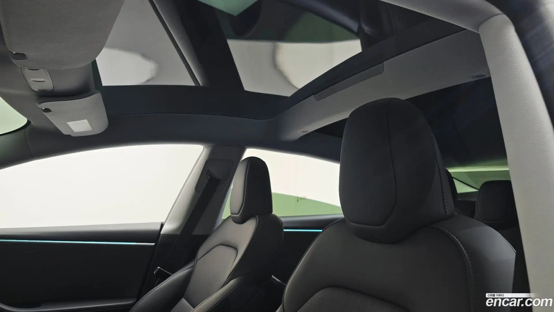 Tesla Model 3 RWD
