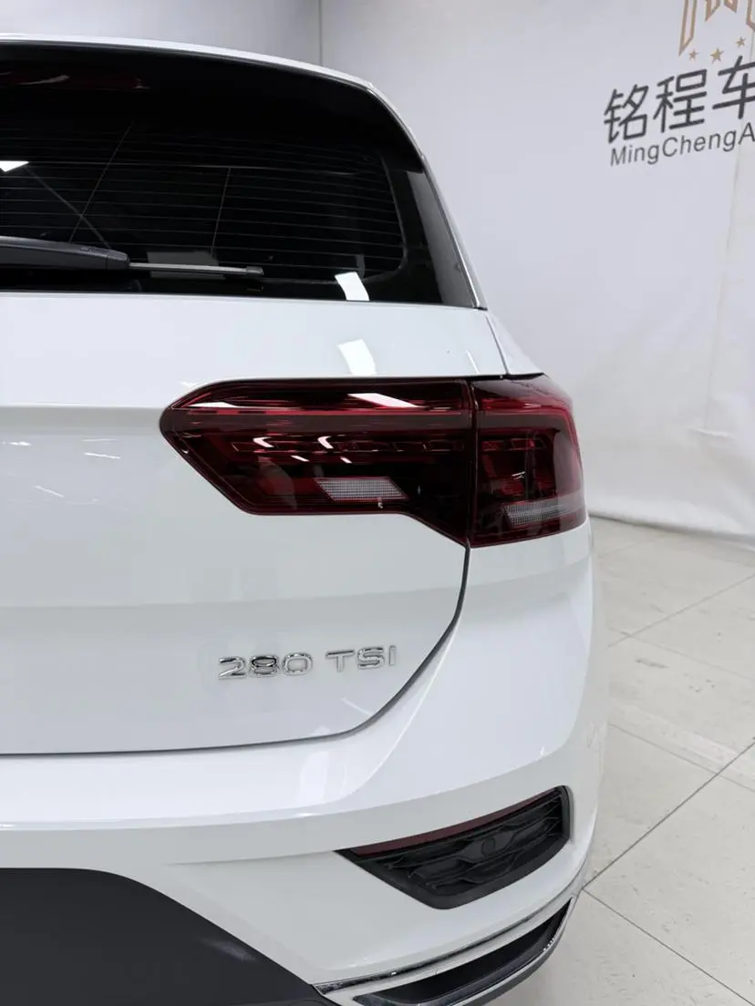 Volkswagen T-Roc 2022 280TSI DSG 2WD PLUS
