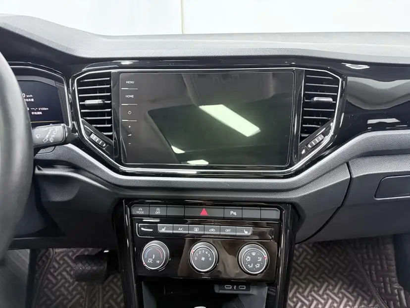 Volkswagen T-Roc 2022 280TSI DSG 2WD PLUS